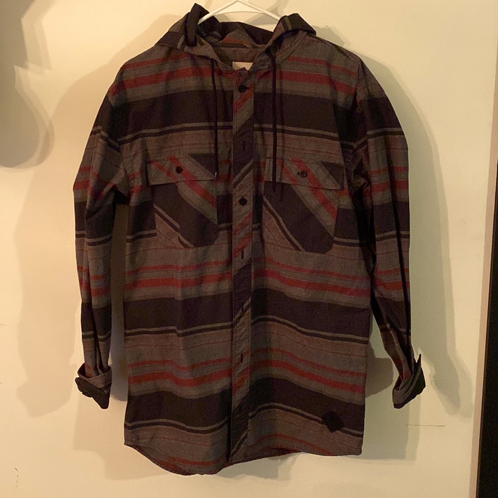 Burton light weight button up. Great condition.